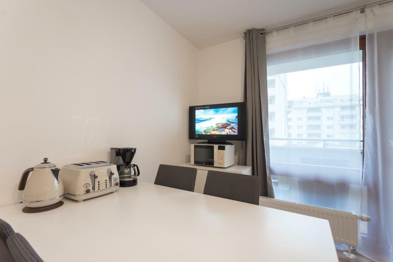 ウィーンSpacious With Balconyアパートメント エクステリア 写真